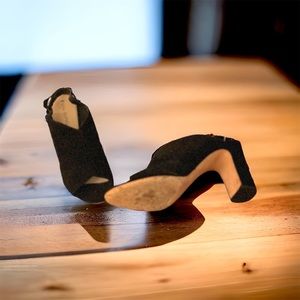 Via Spiga Black 4” heels Size 10